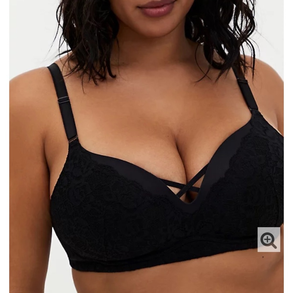 NWT Torrid 46d black wireless push up bra